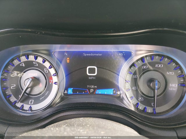 44805607 :رقم المزاد ، 2C3CCABG7PH580880 vin ، 2023 Chrysler 300 300s مزاد بيع