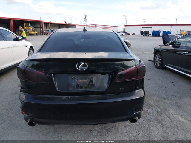 44805621 :رقم المزاد ، JTHCF5C21D5060768 vin ، 2013 Lexus Is 250 مزاد بيع