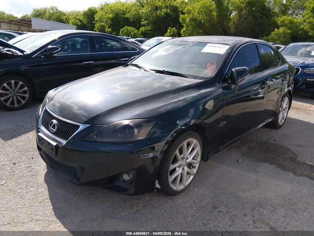 44805621 :رقم المزاد ، JTHCF5C21D5060768 vin ، 2013 Lexus Is 250 مزاد بيع
