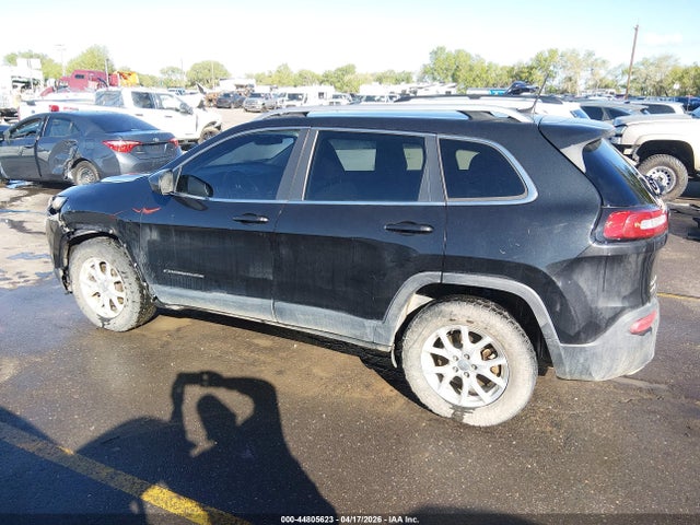 1C4PJMCS5GW170121 Jeep Cherokee Latitude
