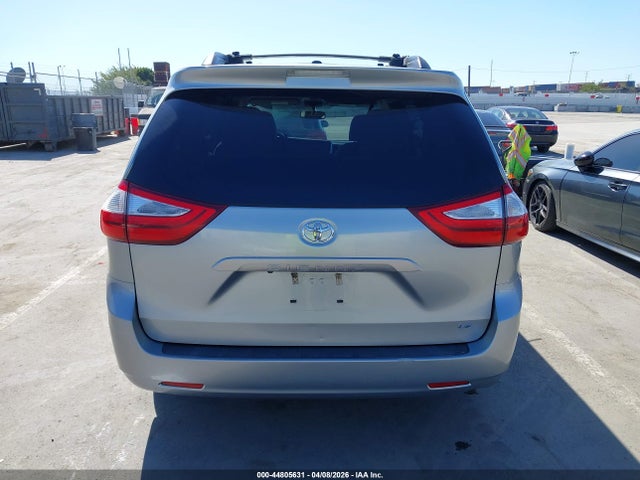 Продажа на аукционе авто 2017 Toyota Sienna Le 8 Passenger, vin: 5TDKZ3DC5HS834603, номер лота: 44805631