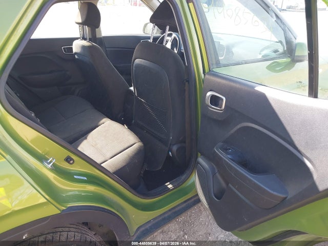 44805639 :رقم المزاد ، KMHRB8A32PU214656 vin ، 2023 Hyundai Venue Se مزاد بيع