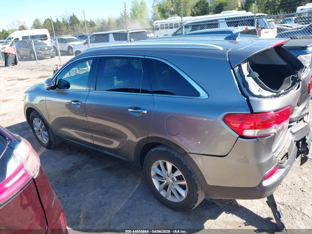 Продажа на аукционе авто 2017 Kia Sorento 2.4l Lx, vin: 5XYPG4A3XHG272510, номер лота: 44805664