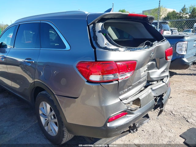 Продажа на аукционе авто 2017 Kia Sorento 2.4l Lx, vin: 5XYPG4A3XHG272510, номер лота: 44805664