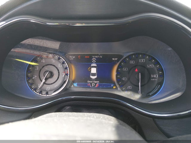 2015 Chrysler 200 S მანქანა იყიდება აუქციონზე, vin: 1C3CCCBGXFN542982, აუქციონის ნომერი: 44805669