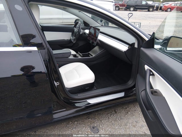 5YJ3E1EAXJF155194 Tesla Model 3 Long Range/mid Range