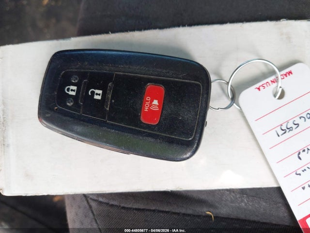 JTDKBRFU6J3065551 Toyota Prius Two