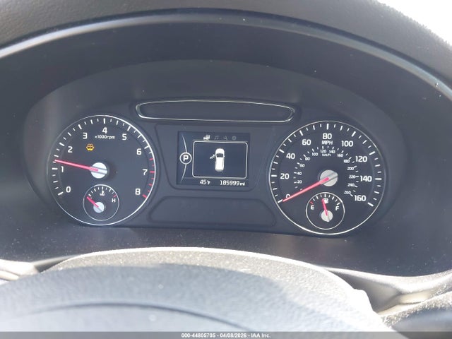 5XYPGDA37HG272724 KIA Sorento 2.4l Lx