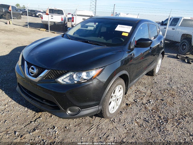 Auction sale of the 2017 Nissan Rogue Sport S, vin: JN1BJ1CP9HW034731, lot number: 44805723