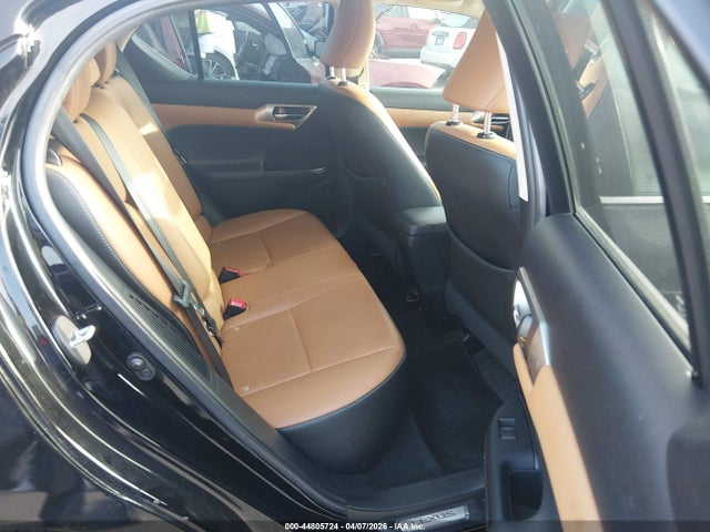 44805724 :رقم المزاد ، JTHKD5BH2G2262824 vin ، 2016 Lexus Ct 200h مزاد بيع