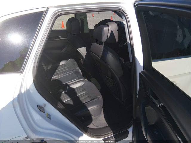 Продаж на аукціоні авто 2018 Audi Q5 2.0t Premium/2.0t Tech Premium, vin: WA1BNAFY6J2047370, номер лоту: 44805737