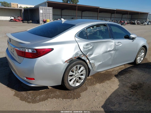 44805744 :رقم المزاد ، JTHBW1GG5D2032497 vin ، 2013 Lexus Es 300h مزاد بيع