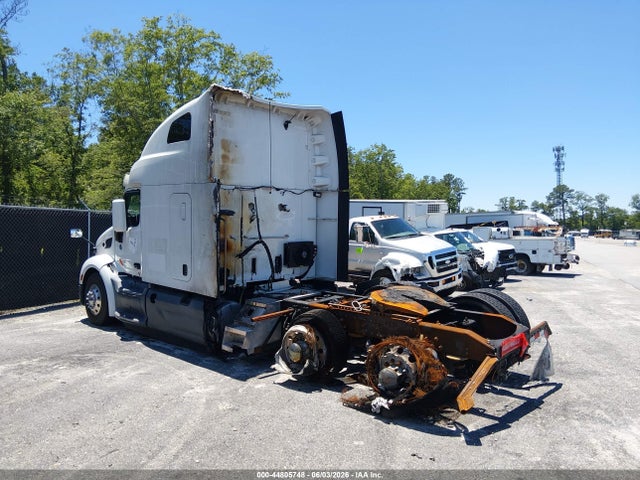 Продажа на аукционе авто 2020 Peterbilt 579, vin: 1XPBD49X6LD657837, номер лота: 44805748