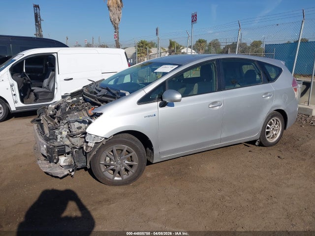 44805758 :رقم المزاد ، JTDZN3EU1HJ058954 vin ، 2017 Toyota Prius V Two مزاد بيع