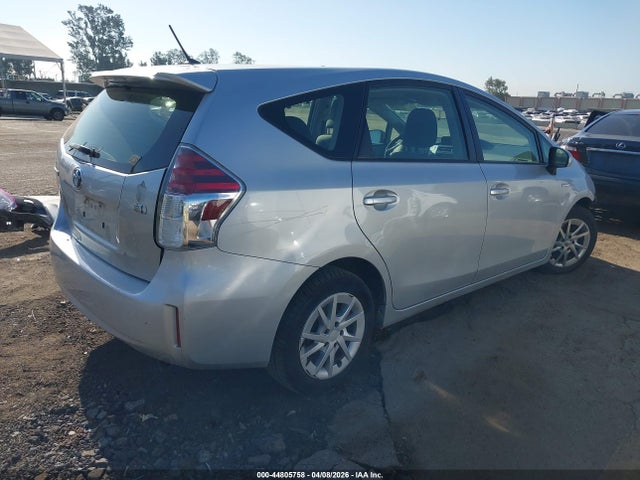 44805758 :رقم المزاد ، JTDZN3EU1HJ058954 vin ، 2017 Toyota Prius V Two مزاد بيع