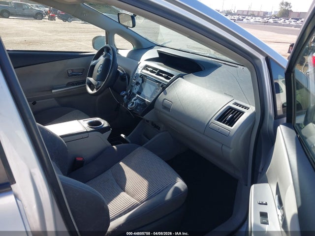 44805758 :رقم المزاد ، JTDZN3EU1HJ058954 vin ، 2017 Toyota Prius V Two مزاد بيع