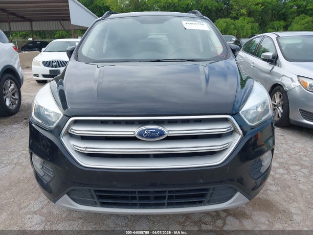 1FMCU0GD0JUA73160 Ford ESCAPE SE