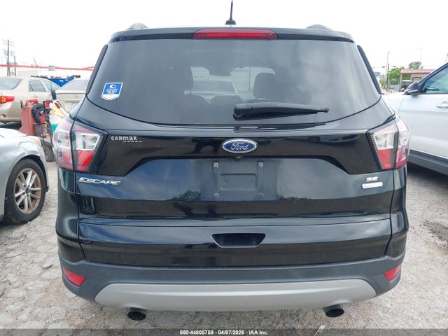 1FMCU0GD0JUA73160 Ford ESCAPE SE