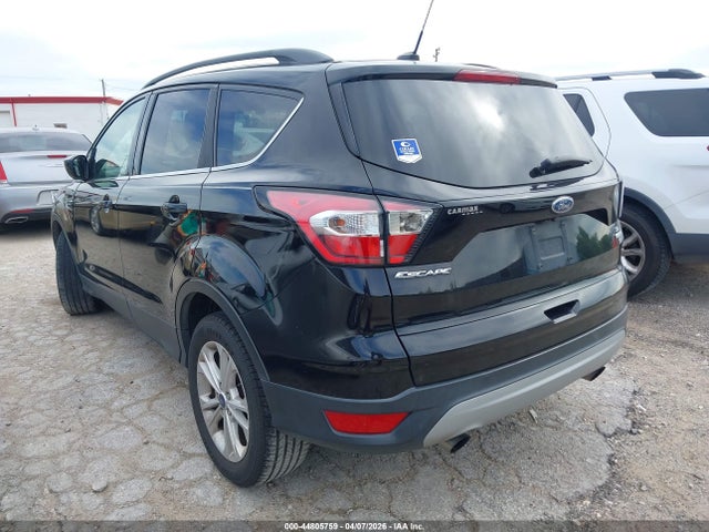 1FMCU0GD0JUA73160 Ford ESCAPE SE