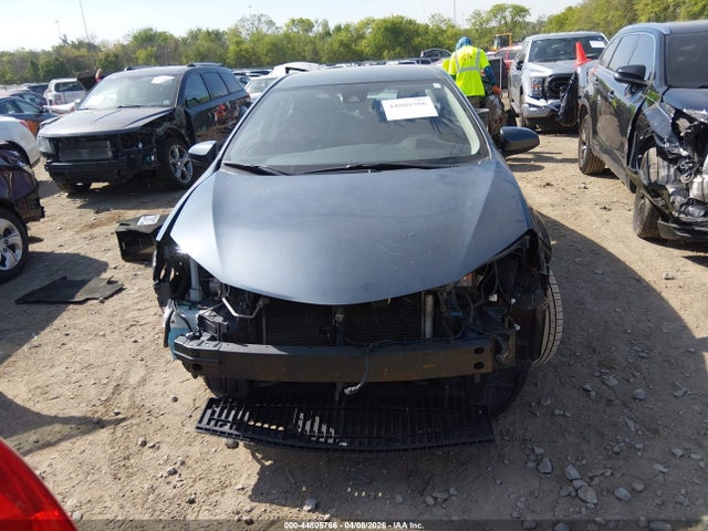 2T1BURHE3JC979361 Toyota COROLLA LE