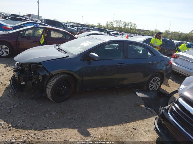 2T1BURHE3JC979361 Toyota COROLLA LE
