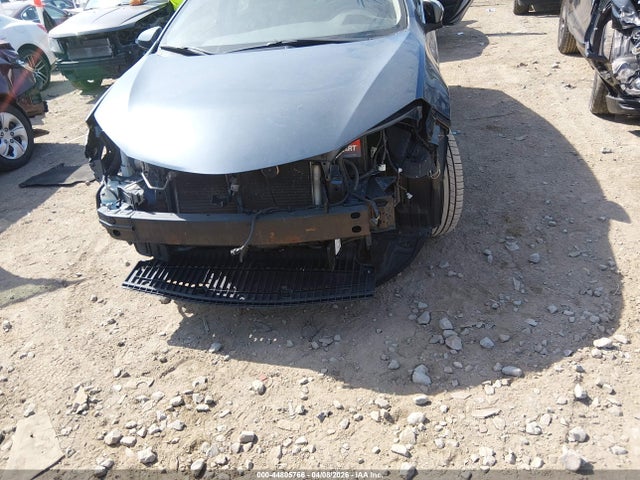 2T1BURHE3JC979361 Toyota COROLLA LE