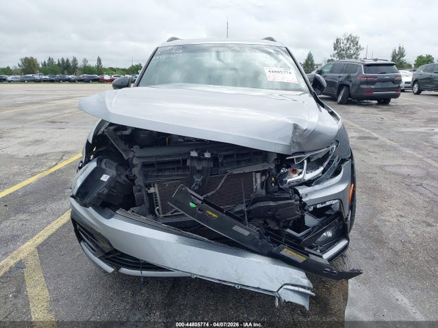 2021 Volkswagen Tiguan 2.0t Se/2.0t Se R-line Black/2.0t Sel მანქანა იყიდება აუქციონზე, vin: 3VV3B7AX4MM101509, აუქციონის ნომერი: 44805774