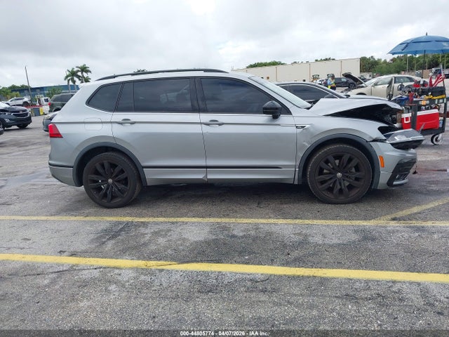 2021 Volkswagen Tiguan 2.0t Se/2.0t Se R-line Black/2.0t Sel მანქანა იყიდება აუქციონზე, vin: 3VV3B7AX4MM101509, აუქციონის ნომერი: 44805774