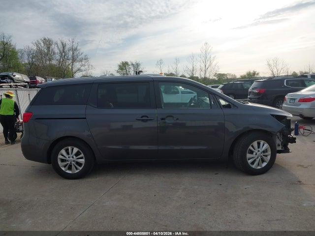 44805801 :رقم المزاد ، KNDMB5C14H6330911 vin ، 2017 Kia Sedona Lx مزاد بيع