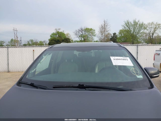 44805801 :رقم المزاد ، KNDMB5C14H6330911 vin ، 2017 Kia Sedona Lx مزاد بيع