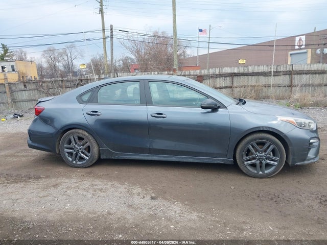 2020 Kia Forte Gt-line მანქანა იყიდება აუქციონზე, vin: 3KPF34ADXLE207145, აუქციონის ნომერი: 44805817