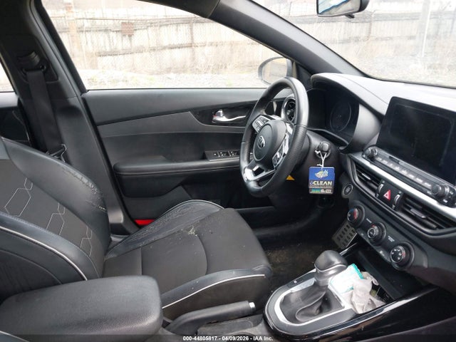 2020 Kia Forte Gt-line მანქანა იყიდება აუქციონზე, vin: 3KPF34ADXLE207145, აუქციონის ნომერი: 44805817