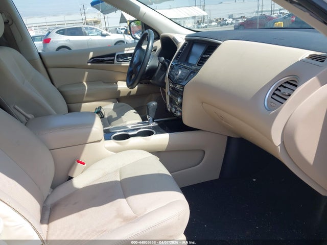 5N1DR2MN2KC594242 Nissan Pathfinder Sv