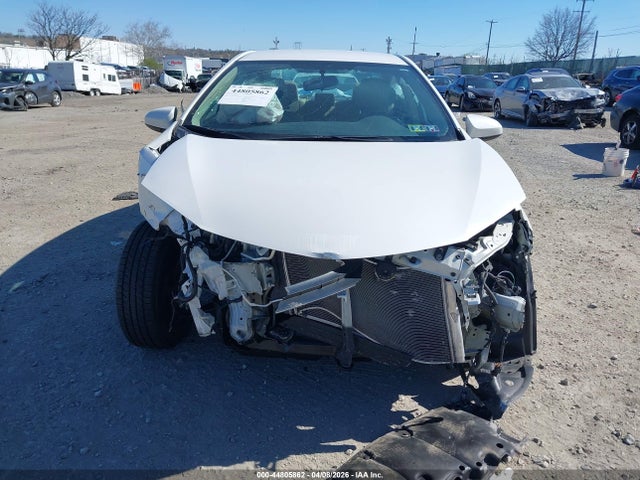 Toyota Corolla Le Eco 2014 5YFBPRHE8EP017733 Image 11