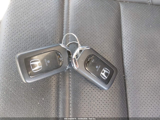 44805876 :رقم المزاد ، 2HKRW2H93MH682000 vin ، 2021 Honda Cr-v Awd Touring مزاد بيع