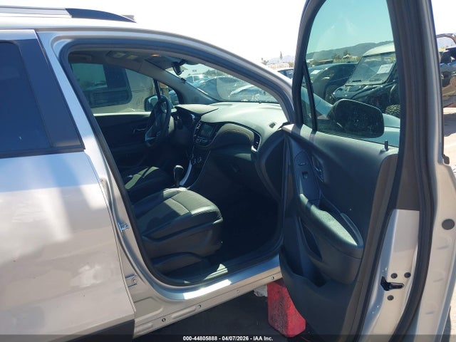 Chevrolet Trax Awd Lt 2022 KL7CJPSM2NB547072 Image 5