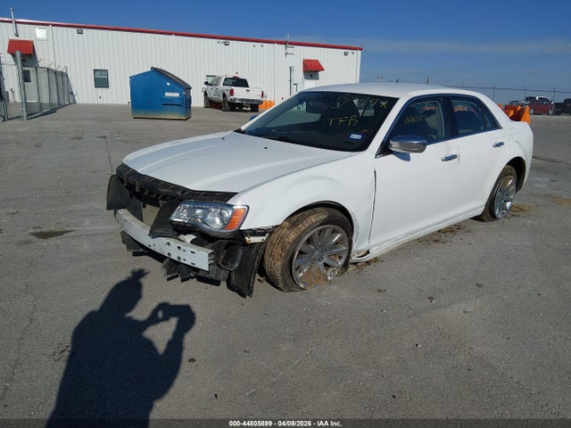 2013 Chrysler 300c მანქანა იყიდება აუქციონზე, vin: 2C3CCAET5DH650350, აუქციონის ნომერი: 44805899
