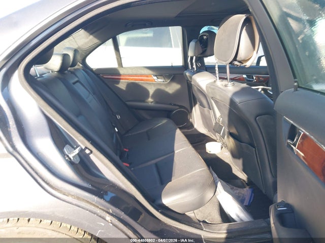2011 MERCEDES-BENZ C 300 WDDGF5EB8BR155081 Photo 7