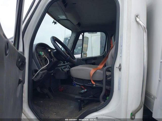 Продажа на аукционе авто 2018 Freightliner M2 106, vin: 3ALACXFC5JDJN0060, номер лота: 44805941