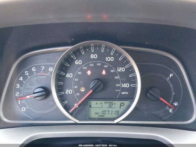 Toyota RAV4 LE 2015 JTMZFREV2FJ032370 Image 7