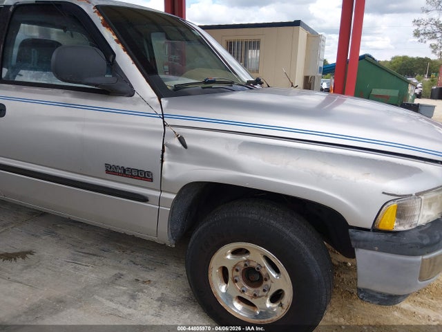 44805970 :رقم المزاد ، 1B7KC23631J528395 vin ، 2001 Dodge Ram 2500 St مزاد بيع