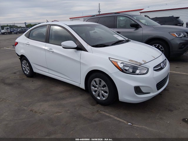 44805995 :رقم المزاد ، KMHCT4AE1GU136528 vin ، 2016 Hyundai Accent Se مزاد بيع