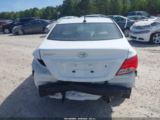 44805995 :رقم المزاد ، KMHCT4AE1GU136528 vin ، 2016 Hyundai Accent Se مزاد بيع