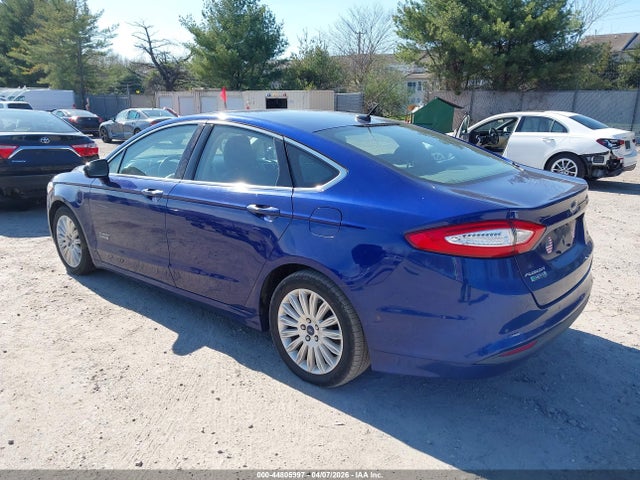 2016 FORD FUSION ENERGI 3FA6P0PU3GR393796 Photo 2