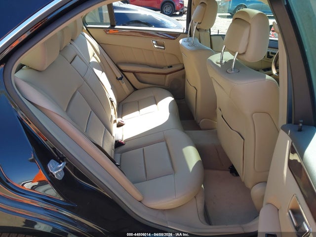 2011 MERCEDES-BENZ E 350 WDDHF8HB0BA462745 Photo 7
