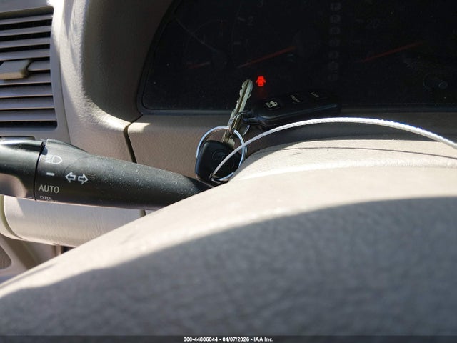 Продажа на аукционе авто 2005 Toyota Camry Le, vin: 4T1BE32K15U036513, номер лота: 44806044