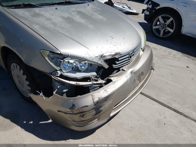 Продажа на аукционе авто 2005 Toyota Camry Le, vin: 4T1BE32K15U036513, номер лота: 44806044