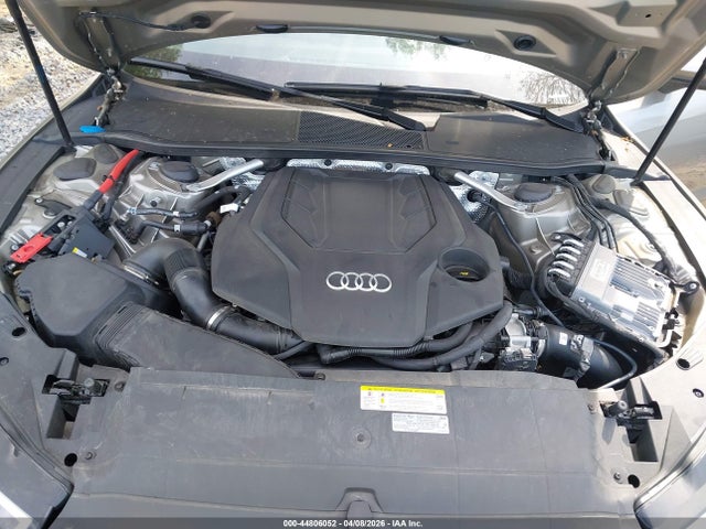 2021 Audi A7 Sportback Premium Plus 55 Tfsi Quattro S Tronic მანქანა იყიდება აუქციონზე, vin: WAUR2AF26MN013695, აუქციონის ნომერი: 44806052