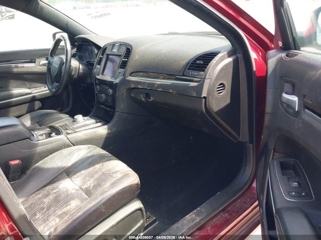 44806057 :رقم المزاد ، 2C3CCABG5NH187487 vin ، 2022 Chrysler 300 S مزاد بيع