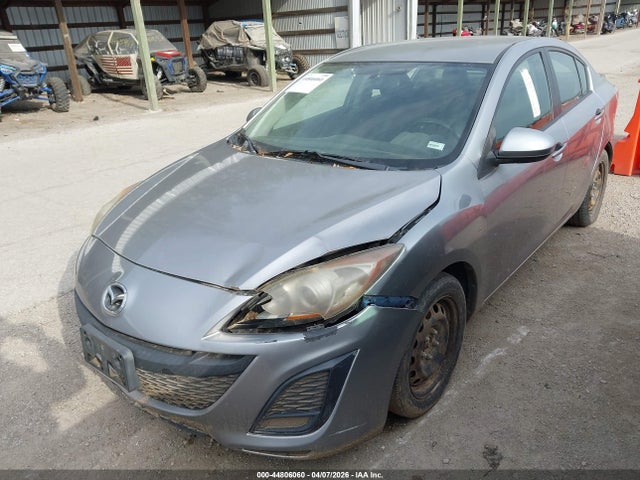 2011 MAZDA MAZDA3 JM1BL1UF4B1491092 Photo 1